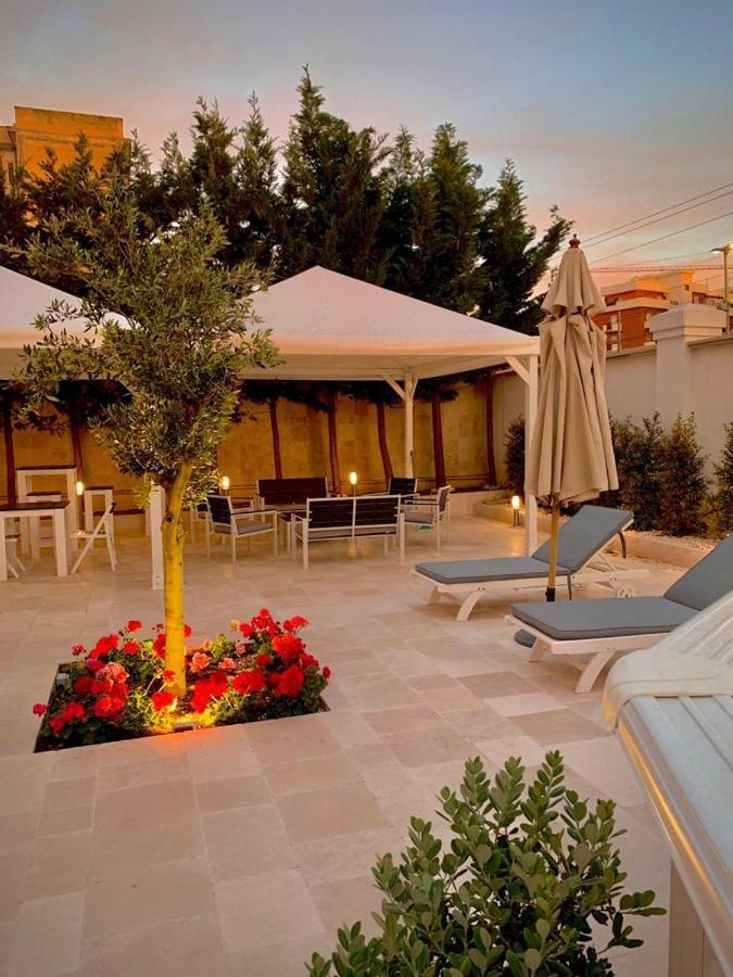 Corte Bianca Bed and Breakfast Trani Esterno foto
